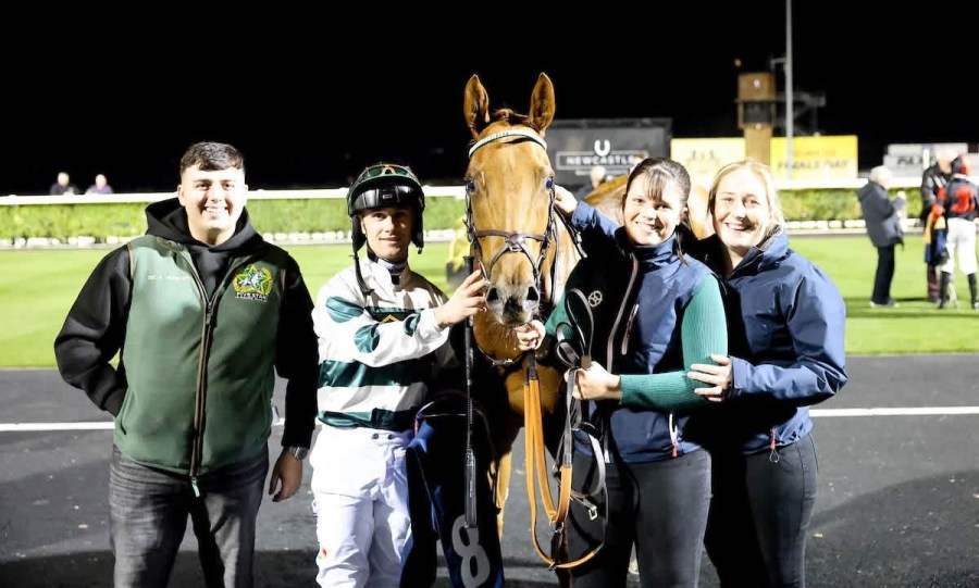 Team photo with Star